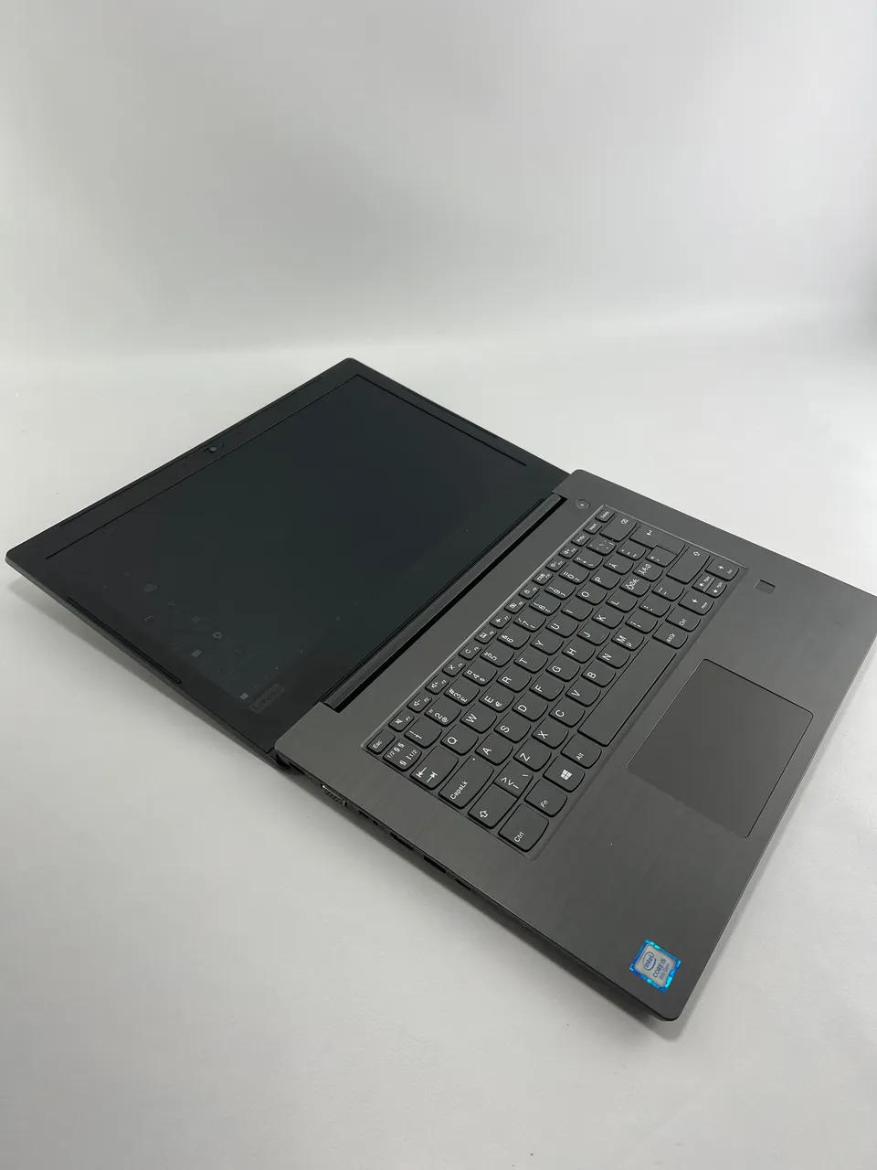 Клавіатура, тачпад і сканер відбитка Lenovo V330-14IKB