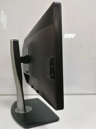 Монітор 24 Dell P2412H TN FullHD 1920 x 1080 VGA DVI