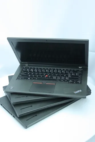 Ноутбук Lenovo ThinkPad T440 14 HD+ Intel i5 4200U 1600MHz 3MB (4nd) / 4 GB SSD 120GB /1600x900 WSXGA 16:9 HD+ Intel HD Graphics 4400