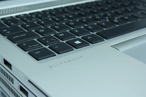 Ноутбук HP EliteBook 840 G5 14 IPS Intel i5 8350U 1700MHz 6MB (8 gen) / 4 GB SSD 120GB M2 /1920x1080 Full HD Intel® UHD 620