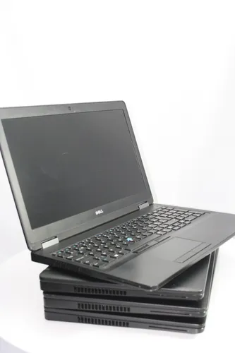 Ноутбук Dell Latitude E5470 14 IPS Intel i5 6300HQ 3200MHz 6MB (6nd) / 16 Gb SSD 120GB M2 /1920x1080 Full HD Intel HD Graphics 530