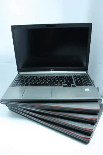 Ноутбук Fujitsu-Siemens LifeBook E756 15.6 IPS Intel i5 6200U 2300MHz 3MB (6nd) / 8 Gb SSD 480GB /1920x1080 Full HD Intel HD Graphics 520