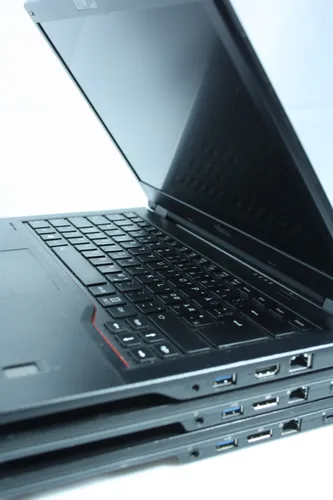 Ноутбук Fujitsu-Siemens LifeBook E548 14 IPS Intel i5 7200U 3100MHz 3Mb (7 gen) / 8 Gb SSD 240GB M2 /1920x1080 Full HD Intel HD Graphics 620