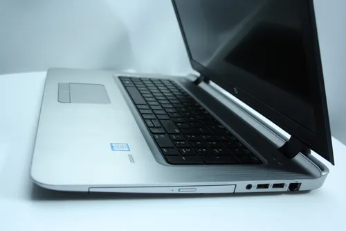 ноутбук HP ProBook 470 G3 17.3 HD+ Intel Core i3 6100U 2300MHz 3MB (6nd) / 16 Gb SSD 240GB i HDD 500GB /1600x900 WSXGA 16:9 HD+ AMD Radeon R7 M340