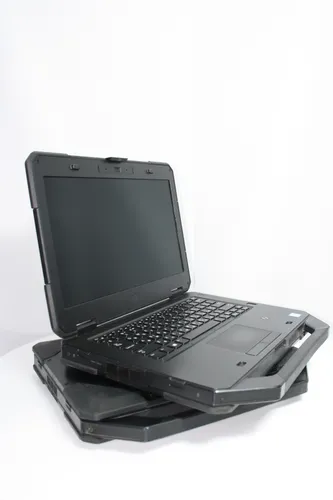 Захищений ноутбук Dell Latitude 14 Rugged 5414 TouchScreen 14 IPS Intel Core i5 6200U 2300MHz 3MB (6nd) / 16 Gb SSD 480GB M2 /1920x1080 Full HD Intel HD Graphics 520 Grade А Без ОДД