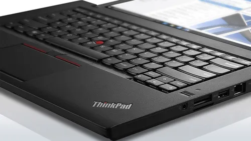 ноутбук Lenovo ThinkPad T460 14 IPS Intel Core i7 6600U 2600MHz 4MB (6nd) / 16 Gb SSD 480GB /1920x1080 Full HD Intel HD Graphics 520