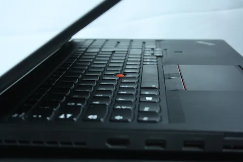 Ігровий ноутбук Lenovo ThinkPad P53S 15.6 IPS Intel Core i7 8650U 1900MHz 8MB (8 gen) / 32 Gb SSD 240GB M2 /1920x1080 Full HD NVIDIA Quadro P520