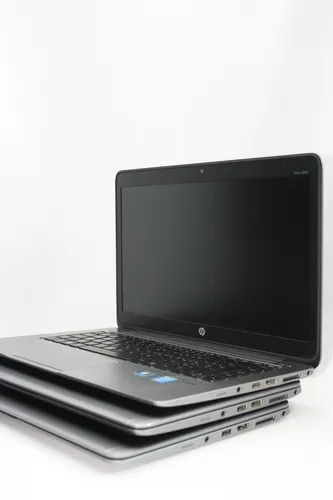 Ноутбук HP EliteBook Folio 1040 G2 14 IPS Intel Core i7 5600U 2600MHz 4Mb (5 gen) / 4 GB SSD 1TB M2 /1920x1080 Full HD Intel HD Graphics 5500