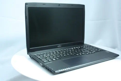 ноутбук Fujitsu-Siemens LifeBook A514 15.6 Intel Core i3 4010U 1700MHz 3MB (4nd) / 8 Gb HDD 500GB /1366x768 WXGA LED 16:9 Intel HD Graphics 4400