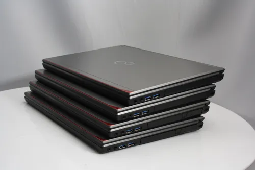 ноутбук Fujitsu-Siemens LifeBook E734 13.3 Intel Core i7 4712MQ 3300Mhz 6Mb (4nd) / 4 GB SSD 480GB /1366x768 WXGA LED 16:9 Intel HD Graphics 4600