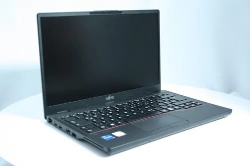 Ноутбук Fujitsu-Siemens LifeBook E5412 14 IPS Intel i5 1235U 3500MHz 12MB (12nd) / 8 Gb SSD 240GB M2 /1920x1080 Full HD Intel® Iris® Xe Graphics