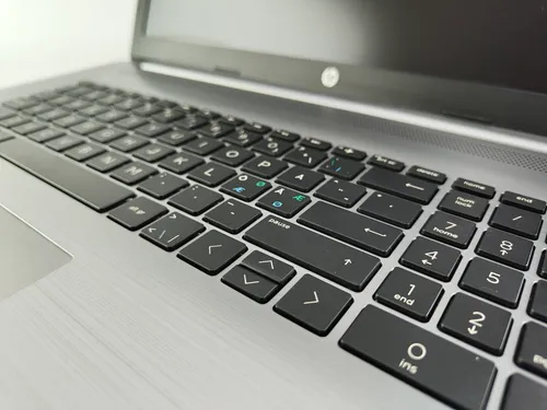 Ігровий ноутбук HP ProBook 470 G7 17.3 IPS Intel Core i5 10210U 1600MHz 6MB (10nd) / 32 Gb SSD 480GB M2 /1920x1080 Full HD AMD Radeon R7 M440 Grade А Без ОДД