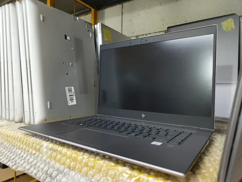 Ігровий ноутбук HP ZBook Studio G5 15.6 IPS Intel Core i7 8850H 2600MHz 9MB (8nd) / 16 Gb SSD 240GB M2 /1920x1080 Full HD NVIDIA Quadro P2000 Grade А Без ОДД 10/100/1000