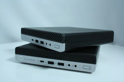 HP EliteDesk 800 G3 Tiny Intel® Core i3 7100 3900MHz 3MB (7 gen) 8 Gb SSD 120 Gb Intel HD Graphics 630