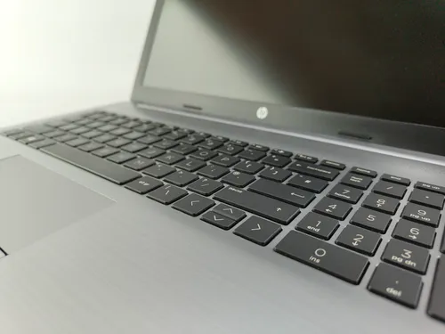 Ноутбук HP 255 G7 15.6 AMD Ryzen 3 2200U 2500MHz 4MB (7nd) / 16 Gb SSD 480GB M2 /1920x1080 Full HD Radeon Vega 3