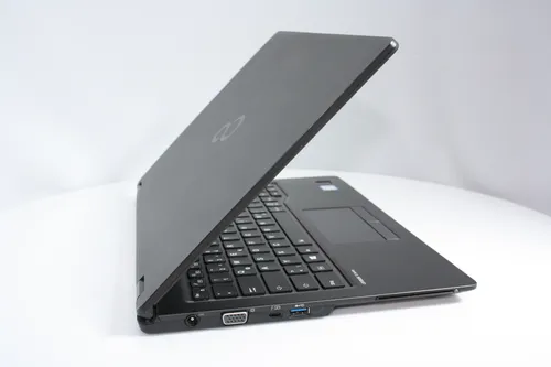 Ноутбук Fujitsu-Siemens LifeBook U749 14 IPS Intel Core i7 8565U 1800MHz 8MB (8 gen) / 16 Gb SSD 480GB M2 /1920x1080 Full HD Intel® UHD 8th Generation