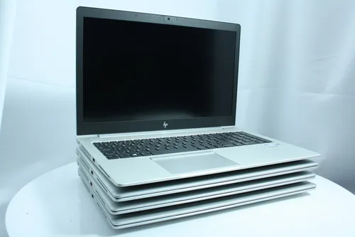 Ноутбук HP EliteBook 850 G5 15.6 Intel Core i5 8250U 1600 MHz 6MB (8 gen) / 4 GB SSD 120GB M2 /1920x1080 Full HD Intel® UHD 620