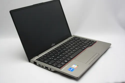 Ноутбук Fujitsu-Siemens LifeBook U7312 13.3 IPS Intel i5 1235U 3500MHz 12MB (12nd) / 8 Gb SSD 240GB M2 /1920x1080 Full HD Intel® Iris® Xe Graphics