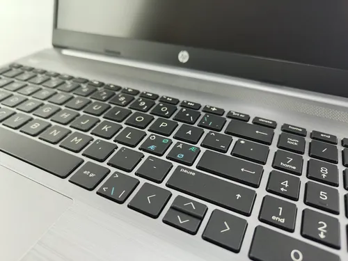 Ноутбук HP 255 G8 15.6 IPS AMD Ryzen 3 3250U 2600MHz 4MB (10nd) / 16 Gb SSD 480GB M2 /1920x1080 Full HD Radeon RX Vega 3