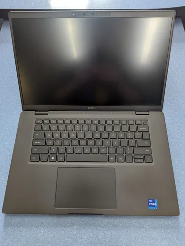 Ноутбук Dell Latitude 7530 15.6 IPS Intel i7 1255U 4700MHz 12MB (12nd) / 16 Gb SSD 480GB M2 /1920x1080 Full HD Intel® Iris® Xe Graphics