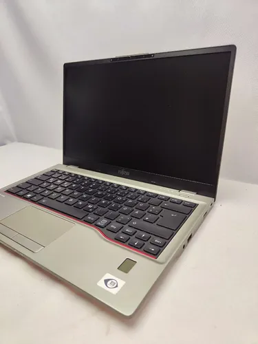 Ноутбук Fujitsu-Siemens LifeBook U7411 14 IPS Intel i5 1135G7 2400MHz 8MB (11nd) / 8 Gb SSD 240GB M2 /1920x1080 Full HD Intel® Iris® Xe Graphics