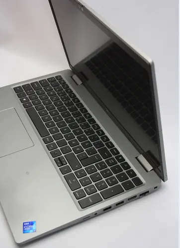 Ноутбук Dell Latitude 5520 15.6 IPS Intel i7 1185G7 3000MHz 12MB (11nd) / 16 Gb SSD 240GB M2 /1920x1080 Full HD NVIDIA Geforce MX450
