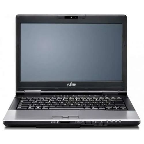 ноутбук Fujitsu-Siemens LifeBook E752 15.6 HD+ Intel Core i3 3110M 2400MHz 3MB (3nd) / 4 GB HDD 500GB /1600x900 WSXGA 16:9 HD+ Intel HD Graphics 4000