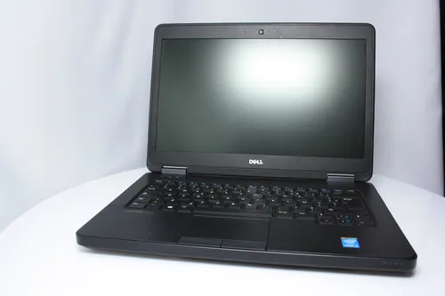 ноутбук Dell Latitude E5440 14 Intel Core i3 4010U 1700MHz 3MB (4nd) / 4 GB SSD 120GB /1366x768 WXGA LED 16:9 Intel HD Graphics 4400 Grade А Slim DVD-RW