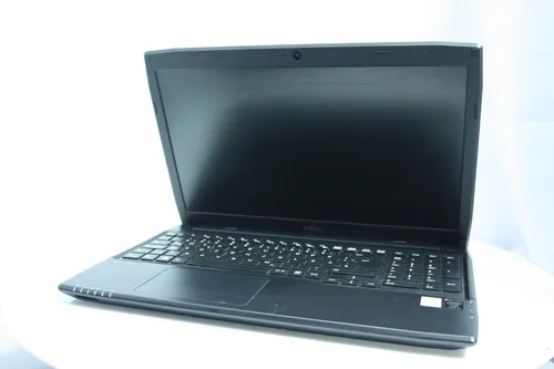 ноутбук Fujitsu-Siemens LifeBook A544 15 Intel Core i5 4200M 2500MHz 3MB (4nd) / 8 Gb HDD 500GB /1366x768 WXGA LED 16:9 Intel HD Graphics 4600