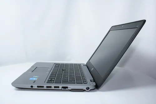 Ноутбук HP Elitebook 820 G2 12.5 Intel Core i7 5500U 2400MHz 3Mb (5 gen) / 16 Gb SSD 480GB /1366x768 WXGA LED 16:9 Intel HD Graphics 5500